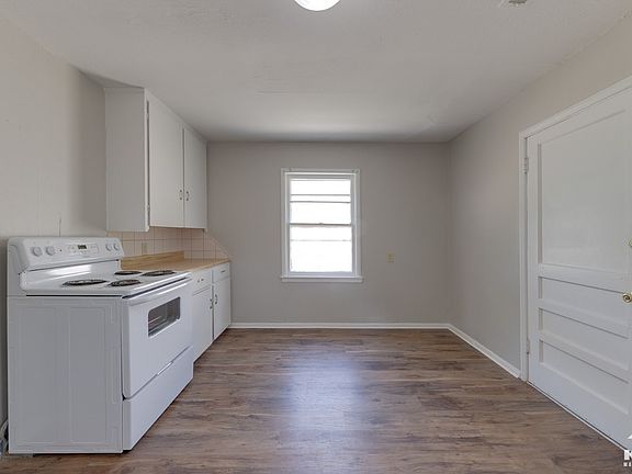 5th image of 1848 N Green St