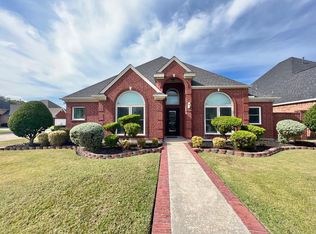 2235 S Bourque Ct, Nederland, TX 77627
