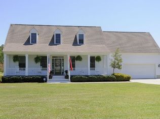 113 Moores Farm Rd, Havelock, NC 28532