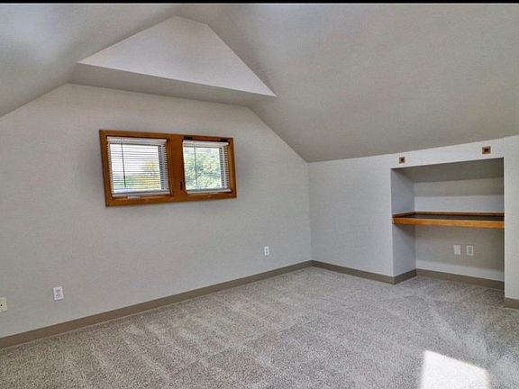 5th image of 5719 Rees St