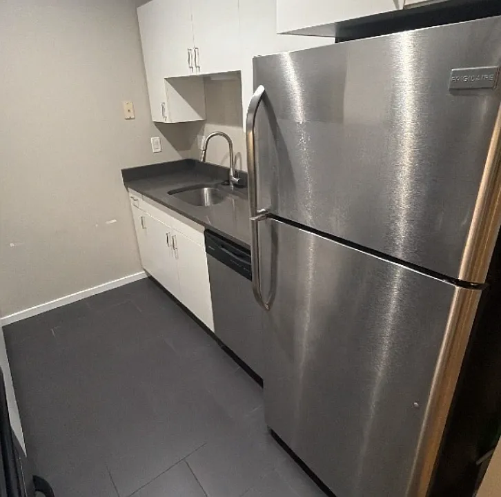 17 Bow St #13
