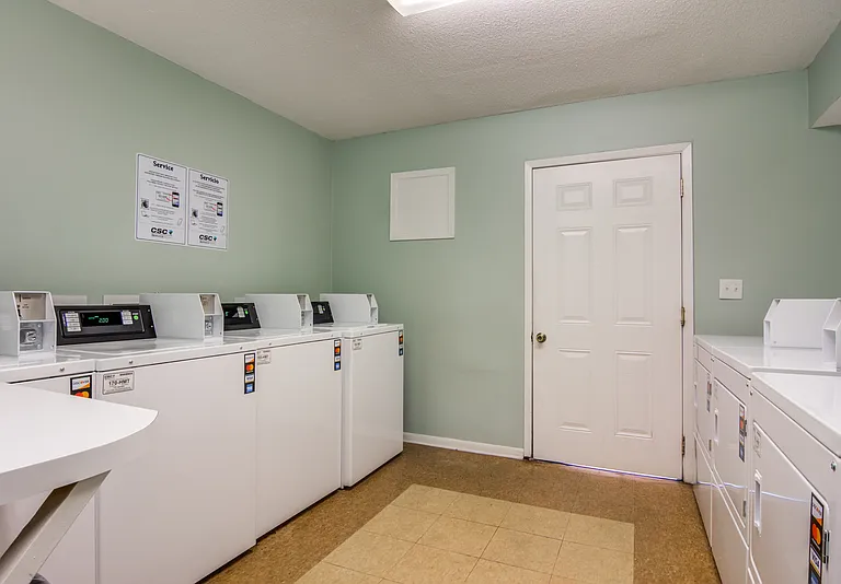 Northtowne Village Apartment Homes — Photo 13