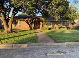 2810 Elmwood Ave, Wichita Falls, TX 76308