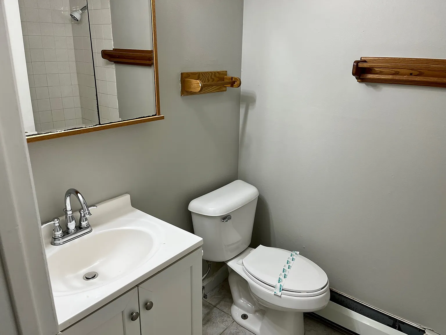 1 bed, 700 sqft, $800 — Photo 2
