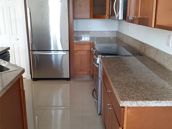5th image of 7480 NW 116th Ave #0