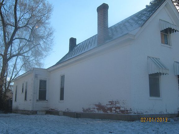 2nd image of 425 S 11th St