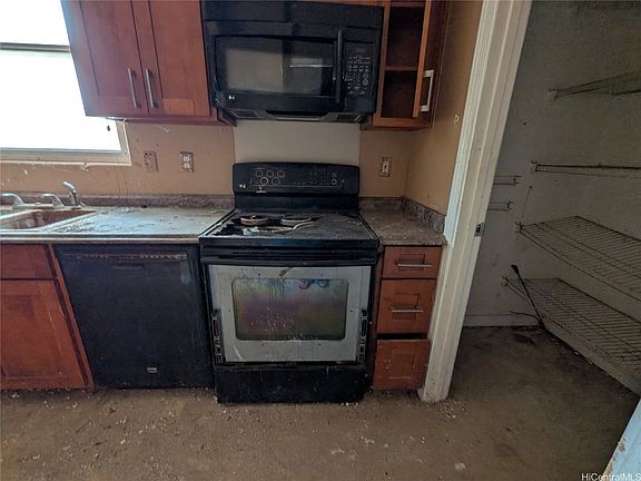 4th image of 87-206 Halemaluhia Pl