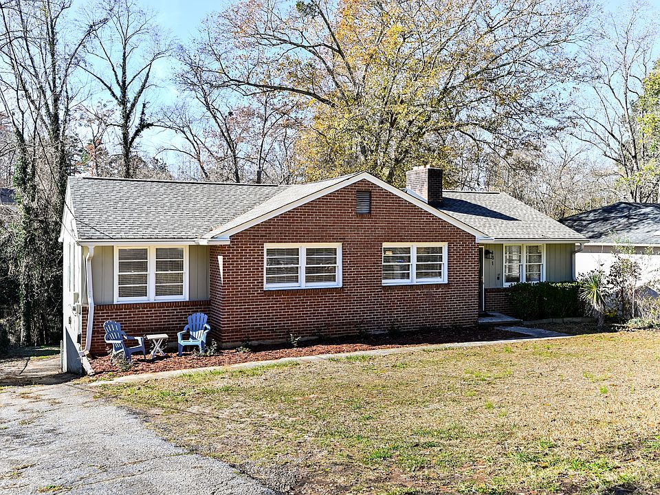 1st image of 131 Woodmont Cir #4
