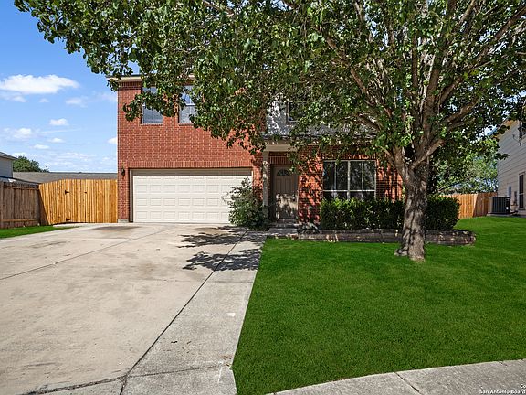 2nd image of 4311 Acorn Creek