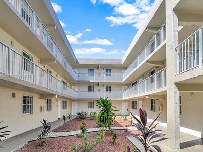 6175 NW 186th St APT 104, Hialeah, FL, 33015