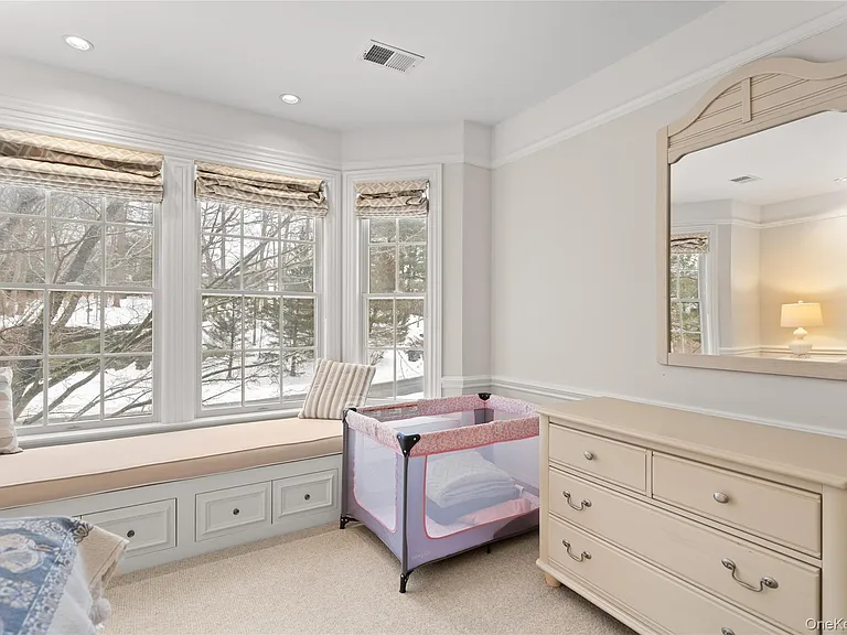 1 Augusta Ct — Photo 15