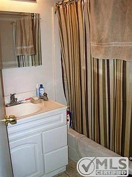 4th image of W5522 1st St