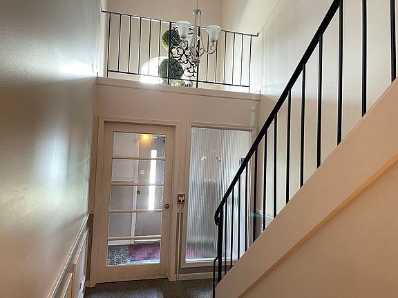 3rd image of 4128 W 99th St APT C