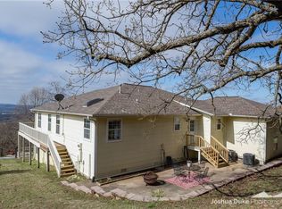 2841 E Hyland Park Rd, Fayetteville, AR 72701