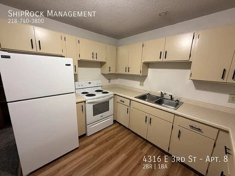 4316 E 3rd St #8 — Photo 7