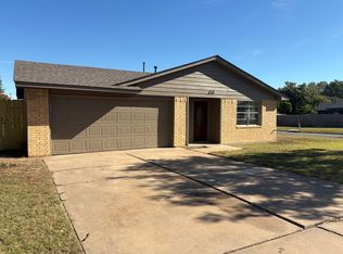 6201 NW Cheyenne Ave, Lawton, OK 73505
