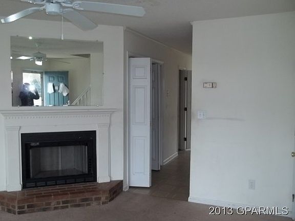 3rd image of 1107 Grovemont Drive #D7