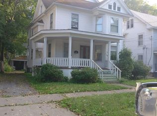 110-12 Redfield Pl, Syracuse, NY 13210
