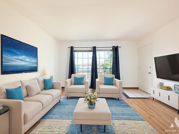 3rd image of 9420 Bay Colony Dr APT 3W