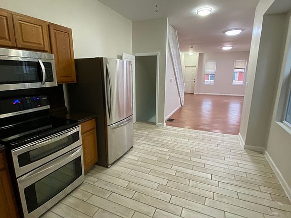 2nd image of 2602 E Cumberland St