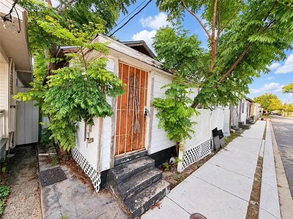 2907 Pocahontas St, New Orleans, LA 70126
