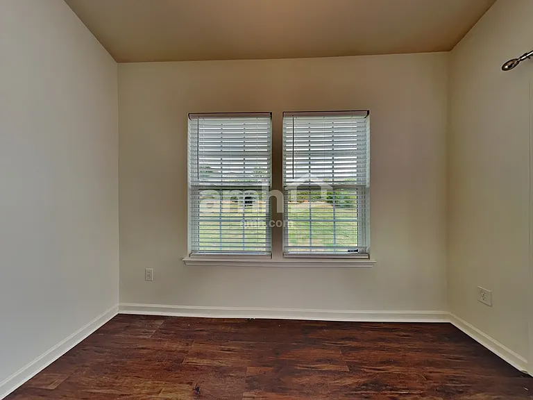 10 Pfeiffer Ct — Photo 4
