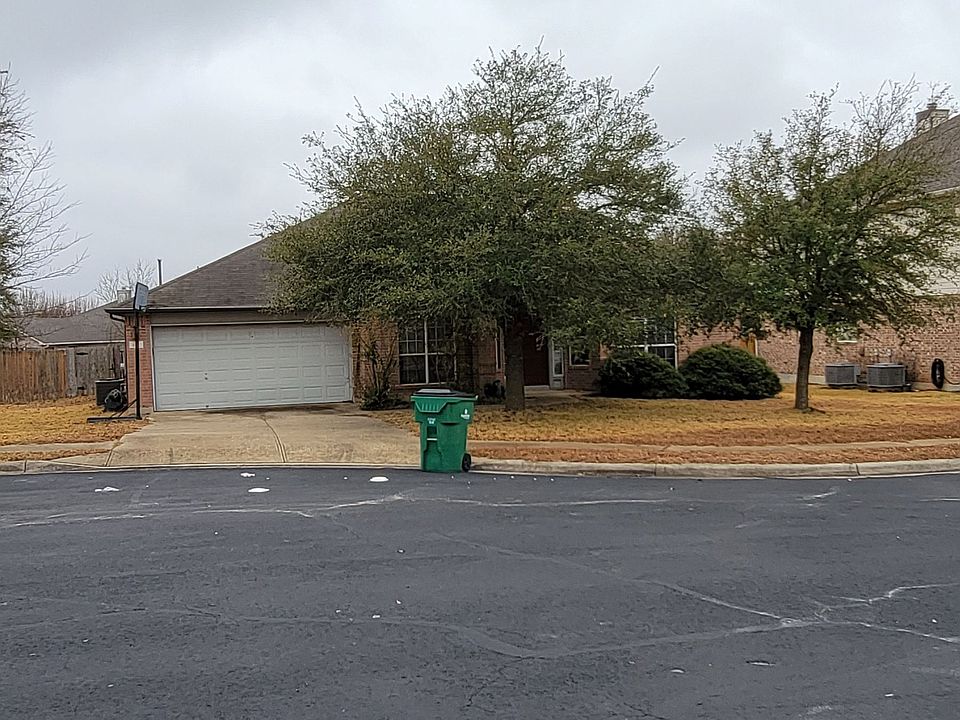1st image of 621 Fyvie Castle Ct
