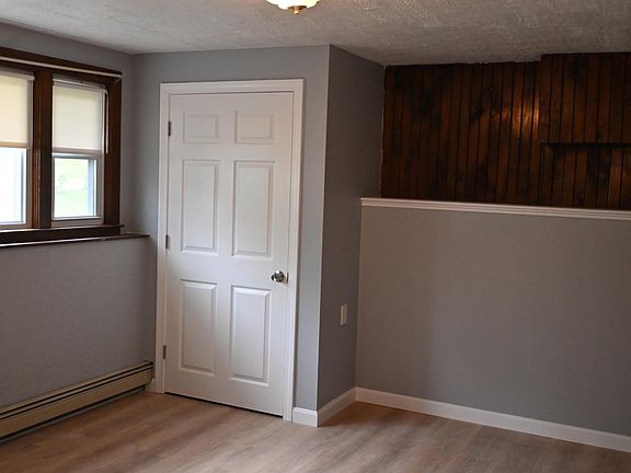 5th image of 334 Cushing St Floor 2