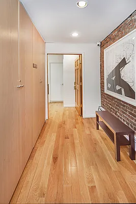 Rented by Compass | media 21