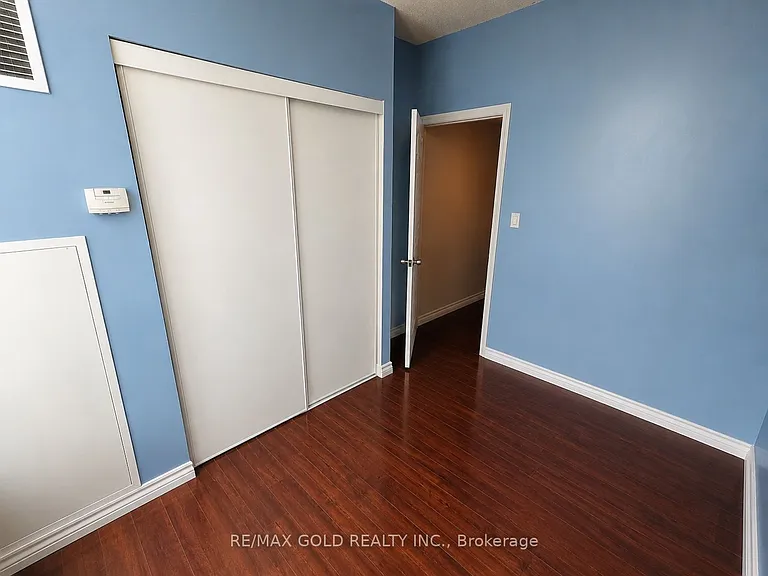 3504 Hurontario St #1607 — Photo 24