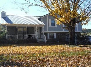 1706 Round Hill Rd, Weaver, AL 36277