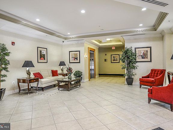 5th image of 4480 Market Commons Dr Unit 502