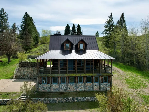 132 Twin Lakes Road, Winthrop, WA 98862