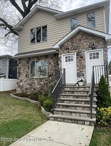598 Foster Rd #2 Photo 1