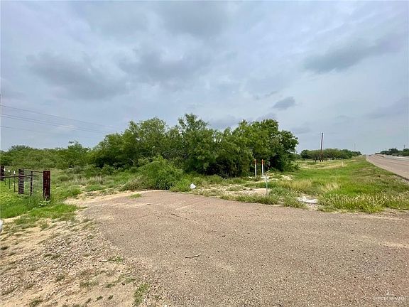 2nd image of 2911 N Us Highway 83