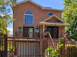86-14 Sutro St, Hollis, NY 11423