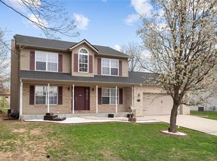 320 Ballina Ln, Belleville, IL 62221