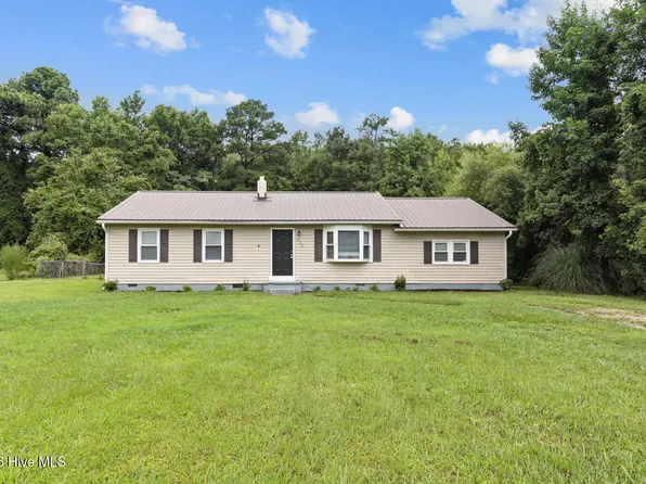 225 Lakewood Drive, Jacksonville, NC 28546