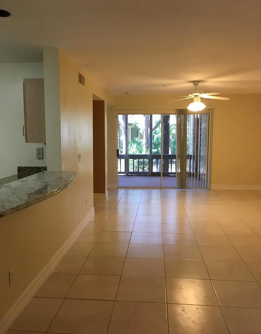 486 N Pin Oak Pl — Photo 4