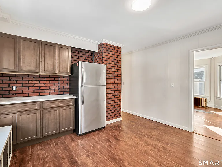10 Summit St #1 — Photo 12