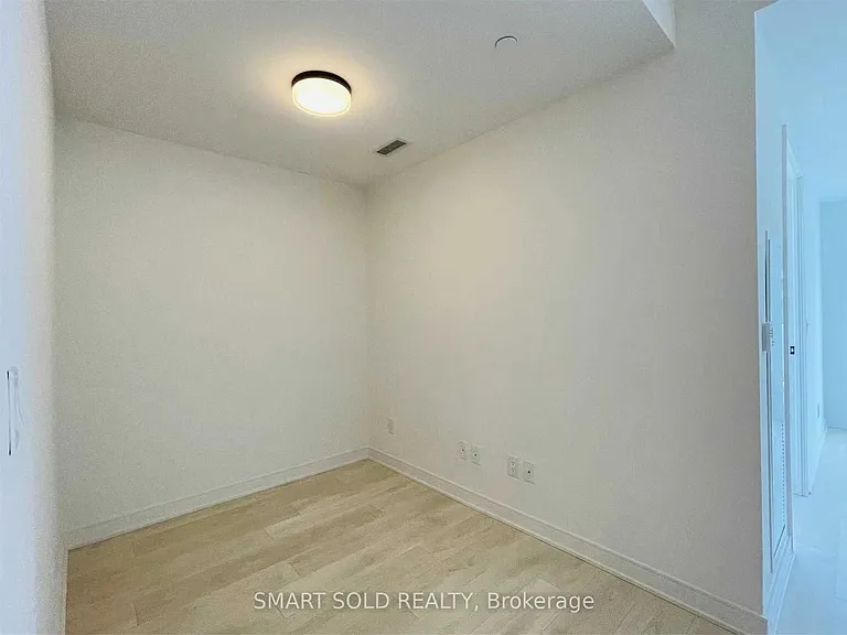 35 Rolling Mills Rd #N611 — Photo 8