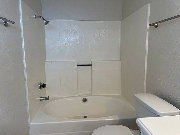 2nd image of 1166 Lake Vista Dr