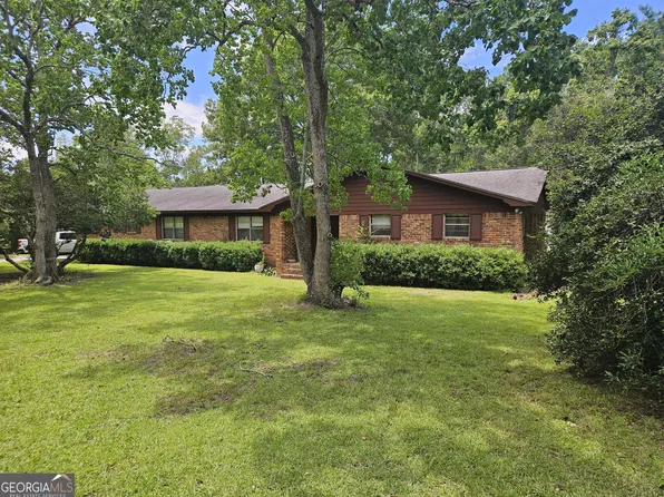 3006 Lullwater Rd, Tifton, GA 31794