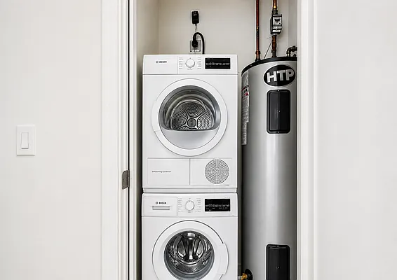 Laundry, photo 1