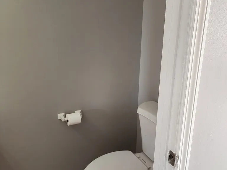 1/2 bath