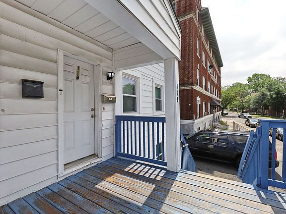 3rd image of 118 Lenox Ave #118