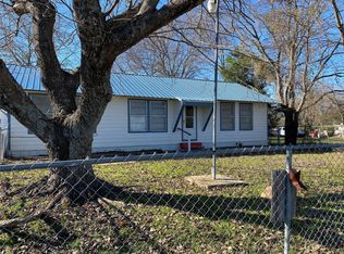 220 Rs County Rd #1530, Pt, TX 75472