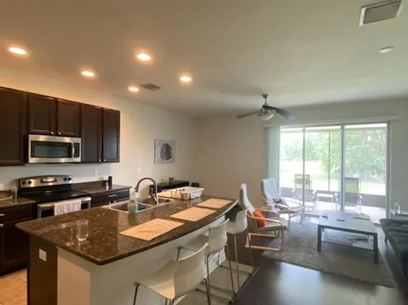 6828 Holly Heath Dr, Riverview, FL 33578