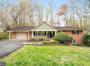 9317 Glenbrook Rd, Fairfax, VA 22031