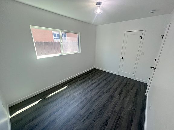 4th image of 3572 Nile St
